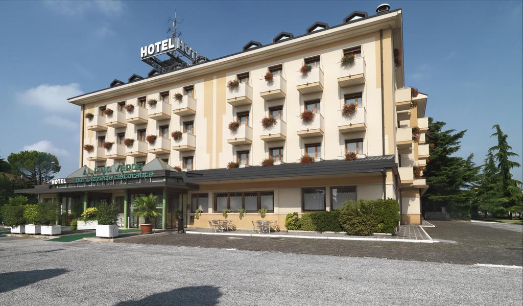 Hotel Al Pino